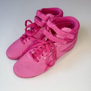Reebok Freestyle Hightop Hot Pink Suede Trainer Sneakers Women's size 6